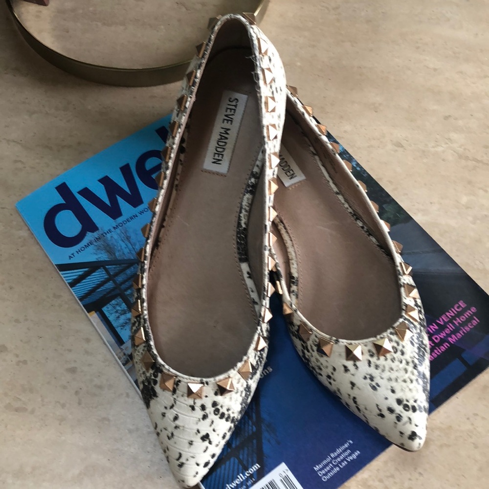 Steven Madden flats